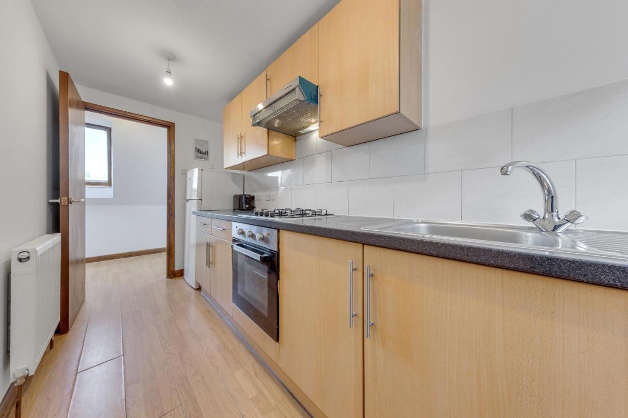 Cozy 1 Bed/Sleep 3/ London Apartment Exterior photo